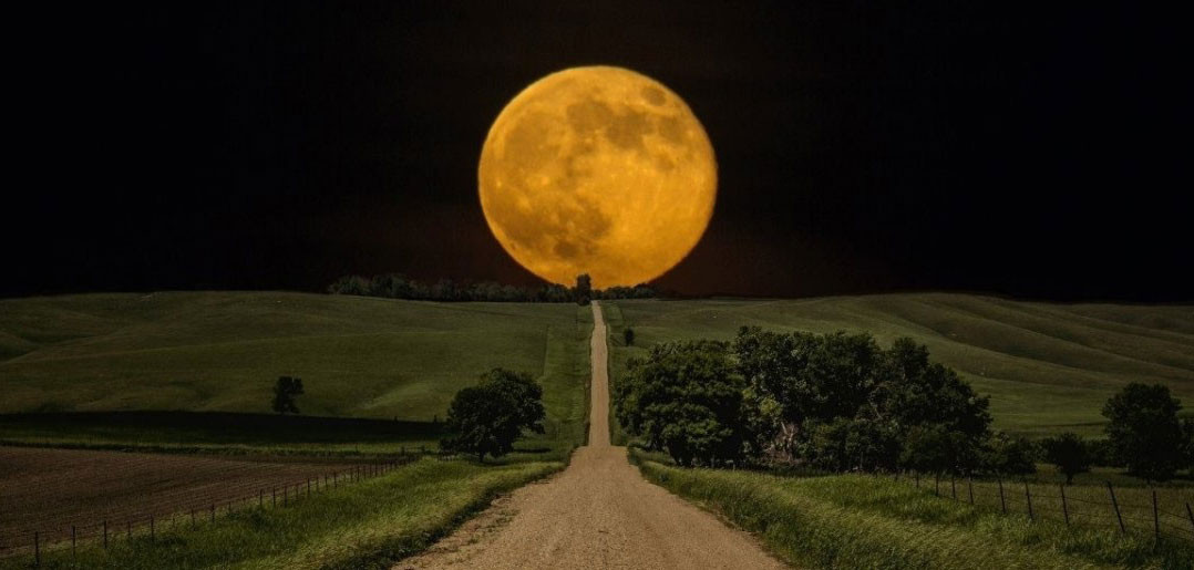 supermoon